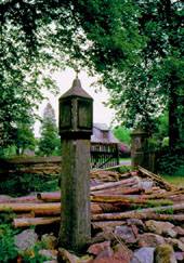 I. Misevi�ius. Memorialinis koplytstulpis. 1863 m. Granitas, gele�is. Raseini� rajono Nemak��i� ba�ny�ios �ventorius